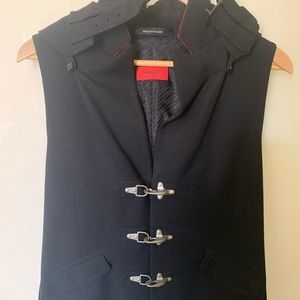 Hugo Boss hooded vest with clip closures.